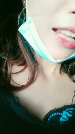 颜值不错骚气妹子野外车震第二部 开裆肉丝口交舔JJ拨开内裤抽插呻吟娇喘 截图7