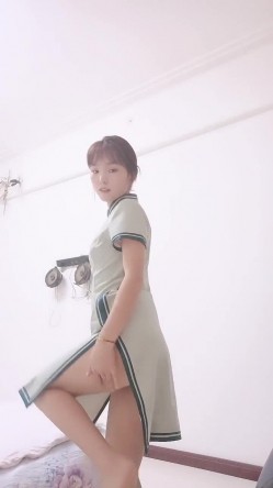 核弹！校花被干了~20小时~【杨洋小妹妹】无套啪啪~吞精~ 截图5