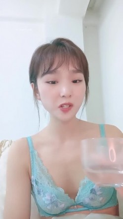 核弹！校花被干了~20小时~【杨洋小妹妹】无套啪啪~吞精~ 截图10