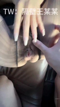 ️重磅核弹超高颜值！大神【隔壁王某某】付费超燃福利 截图4