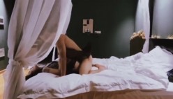 终极绿帽！推特黑龙江NTR绿帽夫妻【胖猫与绿帽老公】家中安装摄像头虚空欣赏骚妻被单男爆肏，对话超级淫荡 截图7