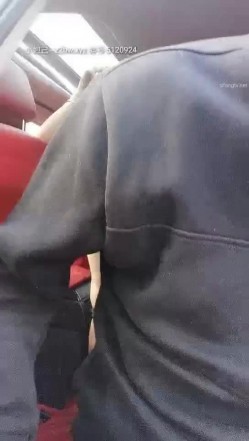 骚货司仪主持人【单身骚妹】约炮粉丝户外野战玩车震 全裸无套骑乘顶操内射 浪穴中挖出精液让狼友看 高清源码录制 截图8