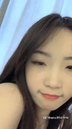 火辣身材甜美巨乳萌妹网购的情趣装跳蛋到货，自慰试用特写玩弄粉逼震动棒，翘起屁股深插非常诱人 截图16