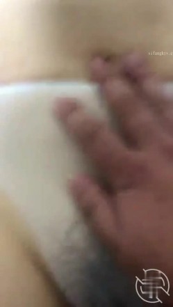 乱伦 大表姐 暴操表姐干出白浆一个多月的真实记录 截图13