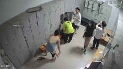 舞蹈班《监控破解》偷拍多位美女学员后台换衣服 截图13