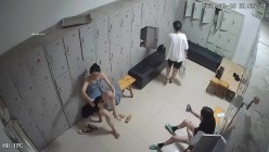 舞蹈班《监控破解》偷拍多位美女学员后台换衣服 截图16