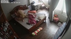 ️【破解摄像头】破解摄像头啪啪啪 求操遭拒枕头自慰 截图12