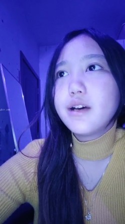 重磅！女神连素颜都美到炸~【鱼妈】自慰狂喷水！无限狂喷~ 这逼又肥又粉，水龙头！ 截图7