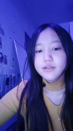 重磅！女神连素颜都美到炸~【鱼妈】自慰狂喷水！无限狂喷~ 这逼又肥又粉，水龙头！ 截图11