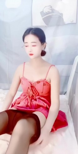 骚逼主播【私人老师】不愧是楼凤,口活干炮一条路,业务很熟练,掰逼展示,裸舞诱惑,眼镜妹骚啊 截图8