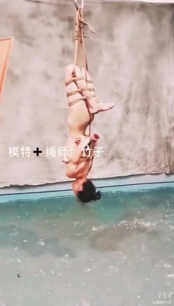 和知名摄影师王动等常年合作的捆缚绳师竹子视图作品合集，另类性感，唯美刺激 截图1