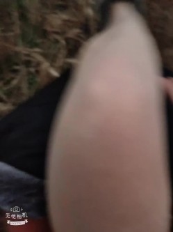 【妖媚婷儿】户外勾引代驾小哥被舔逼拿玉米棒槌自慰人妻妖媚婷儿喜欢背着老公去农村工地勾引陌生农民工 截图16