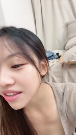清纯女大【男模来我家】被猥琐男无套啪啪~颜射~口爆~内射~刺激 截图8