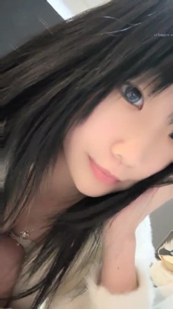 校花学妹【兔牙】看的我鸡巴蠢蠢欲动 截图3