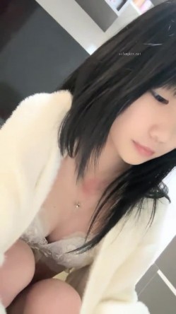 校花学妹【兔牙】看的我鸡巴蠢蠢欲动 截图9