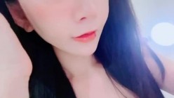 顶级绿播女神太美了颜值秒杀明星性感诱惑到爆，完美的身材又大又软的绝世美乳和名器美穴一线天 截图3