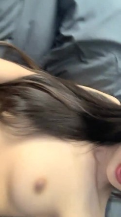 近期全网下海最极品青春漂亮的女神  偶像明星般的9分顶级颜值 大大的眼睛炯炯有神 高挑的身材 截图16