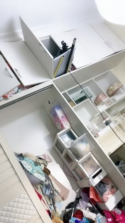 小骚骚 真淫荡 【06小朋友】貌似带姨妈被操 干出好多血液 截图9