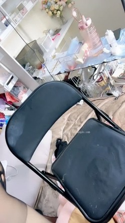 小骚骚 真淫荡 【06小朋友】貌似带姨妈被操 干出好多血液 截图10