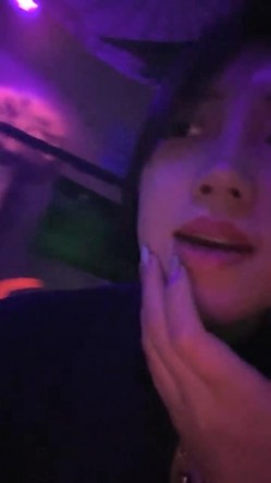178胸膜！~【傲胸新木优子】，KTV土豪淫乱，高端酒店会牛郎！夜生活真是丰富，之前还爱装逼不脱呢 截图15