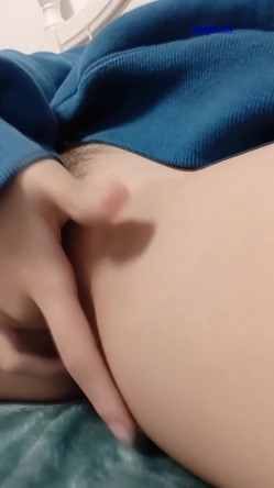 快手极品少妇【素素吖】私拍定制大尺度啪啪自慰 被眼镜大叔猛操 截图11