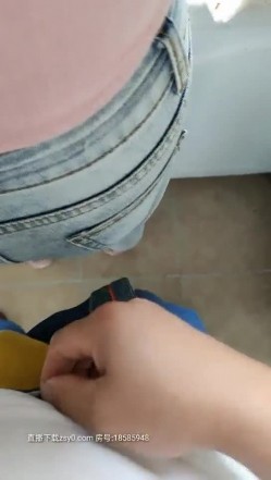 小奶猫戏精情侣精彩演绎大叔500块勾引穿得很潮的少妇上门钟点工提供性服务啪啪口爆吞精对白清晰 截图6