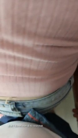 小奶猫戏精情侣精彩演绎大叔500块勾引穿得很潮的少妇上门钟点工提供性服务啪啪口爆吞精对白清晰 截图7
