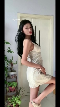 泡良大神，【阿曼达】。付费VIP，几位绝品女神泄密福利，露脸，高颜值模特空姐 截图7