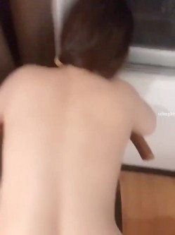 NTR绿帽淫妻大神【是小肥羊呀】超极品小母狗多人运动，淫乱不堪！轮流爆操！把小娇妻调教成小母狗，全程高能 截图4
