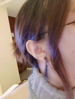 雌堕人妻宇宸酱：屋里吃完网友的肉棒，接主人的任务”外出营业 哼，才不是我想拍的 截图9