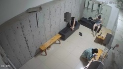舞蹈班《监控破解》偷拍多位美女学员后台换衣服 截图5