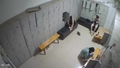 舞蹈班《监控破解》偷拍多位美女学员后台换衣服 截图7