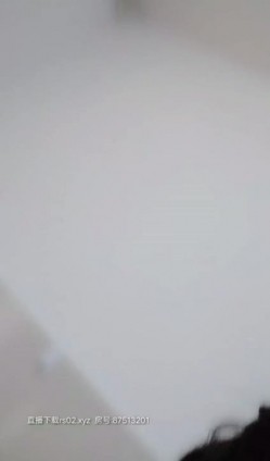 高颜值美少女『张柏芝表妹』自摸诱惑 纤细身材 揉搓大奶子掰穴自慰 诱惑十足 截图10