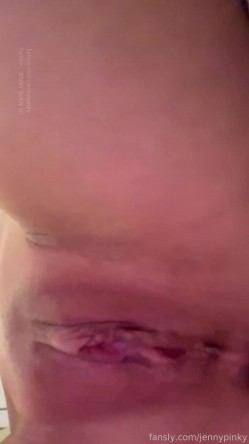 超美颜值明星孙禾颐最新福利-没想到还这么瘦奶子这么大，爽的一直高潮脸伸舌头，真的太淫荡了 截图3