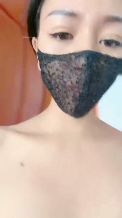 一字马女神，【文科老师】，大长腿魔鬼身材，舞蹈专业出身，高冷美女当面撒尿给你看，噼叉看逼，独此一家 截图4