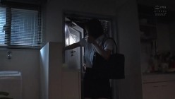 CAWD-177 【教師としてあってはならない、純愛。】ほっとけない男子生徒に母性本能をくすぐられ身を滅ぼすほど遮二無二むさぼり合った台風の夜 伊藤舞雪 截图1