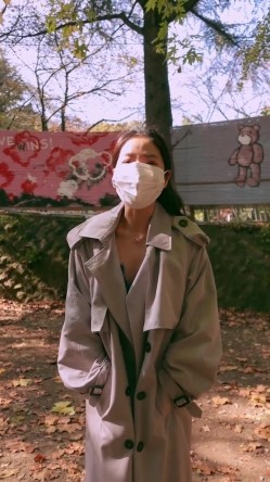 巅峰颜值女神尤物『jena』户外拍摄拾趣 甜美精致脸蛋修长雪白美腿黑丝翘臀诱惑 截图2