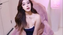 高端女神，前B站御姐大奶博主【lkjfdsks】收费福利，丰腴性感的身材，裸舞道具自慰抽插 截图3