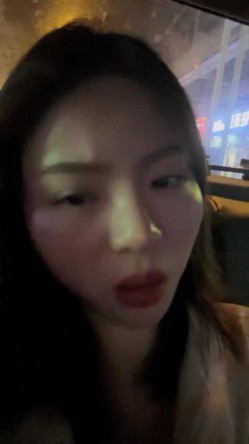 【陪我沦陷】超骚欲姐，极品美乳，户外裸奔，车震无套狂干，白花花的肉体尽情玩弄，推荐！ 截图1