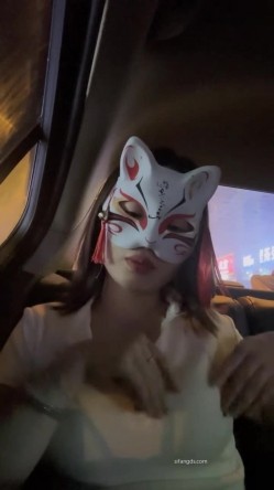 【陪我沦陷】超骚欲姐，极品美乳，户外裸奔，车震无套狂干，白花花的肉体尽情玩弄，推荐！ 截图7