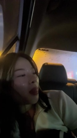 【陪我沦陷】超骚欲姐，极品美乳，户外裸奔，车震无套狂干，白花花的肉体尽情玩弄，推荐！ 截图16
