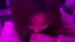 最美女主「小爱」颜值爆表身材炸裂视频内容丰富多样，从大胆露出到骑乘激情再到KTV车震口活场景花样百出 截图12