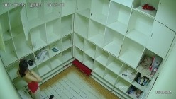 舞蹈班《监控破解》偷拍多位美女学员后台换衣服 截图8
