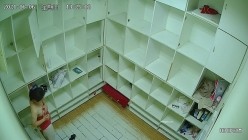 舞蹈班《监控破解》偷拍多位美女学员后台换衣服 截图10
