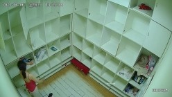 舞蹈班《监控破解》偷拍多位美女学员后台换衣服 截图12