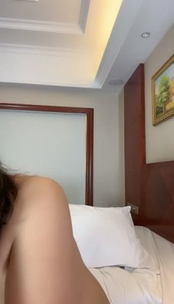 丰满D奶女神！下海3p被干的爽死了~【丰满姐姐】爆撸N回了 截图8