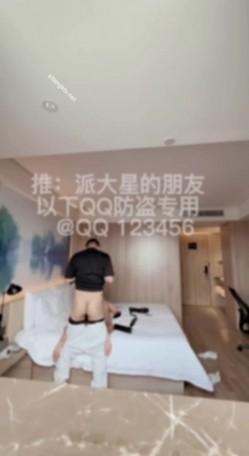 重磅5月最新！大魔王 海绵宝宝 海盗船长等四位推特网红女神人妻大战金主VIP视频小集合 截图4