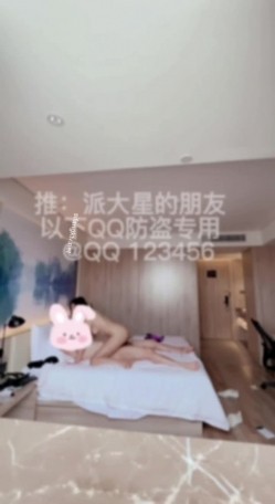 重磅5月最新！大魔王 海绵宝宝 海盗船长等四位推特网红女神人妻大战金主VIP视频小集合 截图15