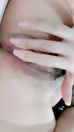性感红唇大长腿御姐苗条身材花臂纹身诱惑秀，揉搓奶子掰穴特写翘起屁股摆弄非常诱人 截图4