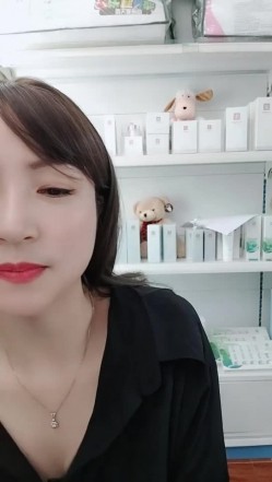 母婴店板娘，【桃花源】，今天没生意，寂寞少妇赚外快，给大哥们看看自己有多骚，疯狂自慰 截图10